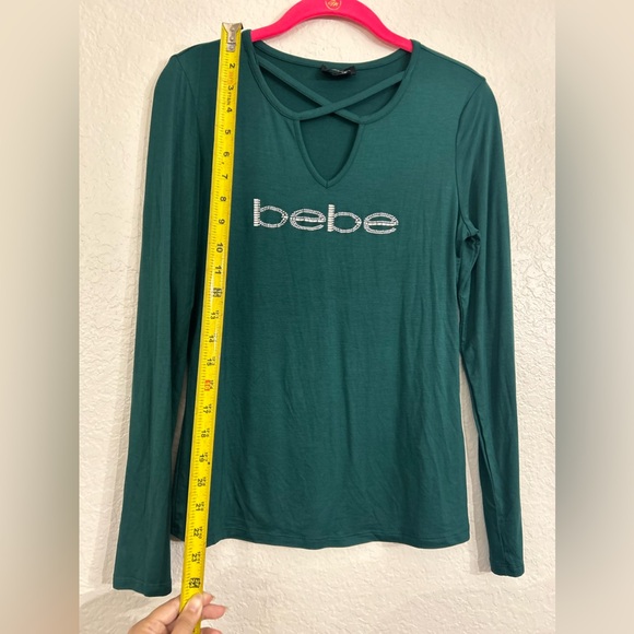 BEBE Teal Keyhole Neck Rhinestone Embellished Bebe Logo LS - Size Small - Picture 5 of 8